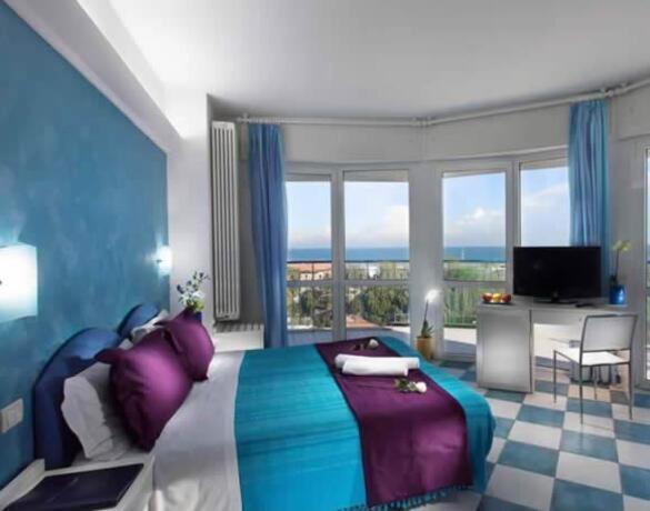 Hotel Lido Europa Ричоне Екстериор снимка